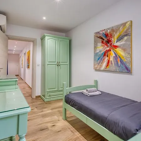 Apartmán Modern 3 Bedroom In The Heart Of *