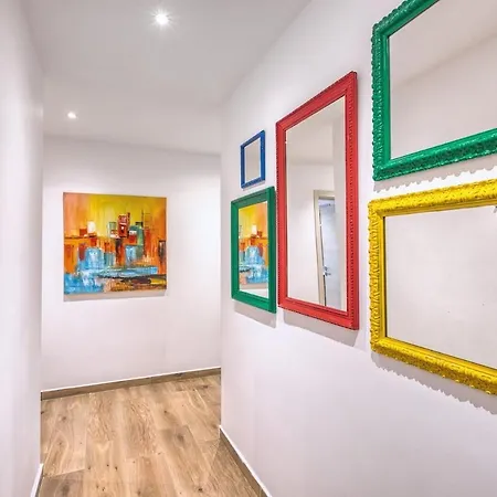 Modern 3 Bedroom In The Heart Of Appartement