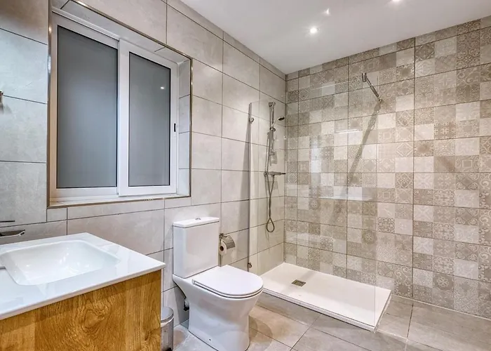 Appartement Modern 3 Bedroom In The Heart Of *