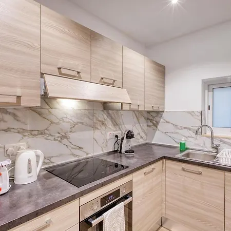 Lejlighed Modern 3 Bedroom In The Heart Of *