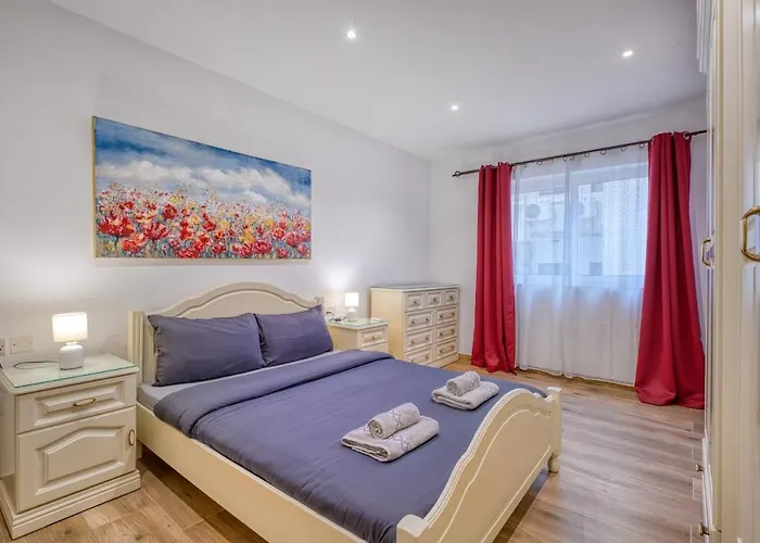 公寓 Modern 3 Bedroom In The Heart Of 斯利马