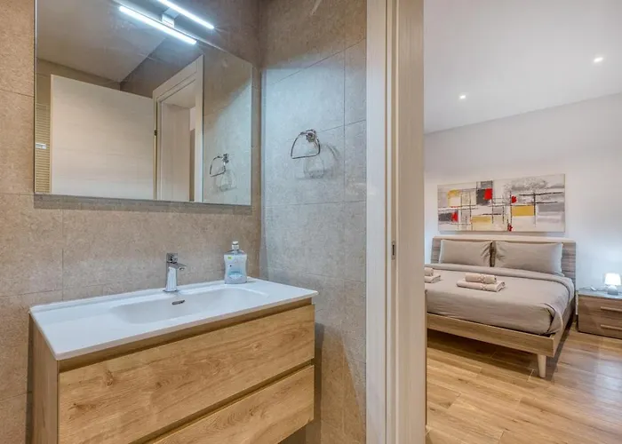 Modern 3 Bedroom In The Heart Of